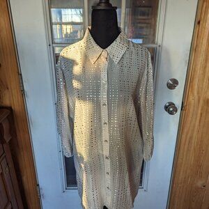 Blouse Chico's size 2, large.  Beautiful light gray with silver. Never worn.